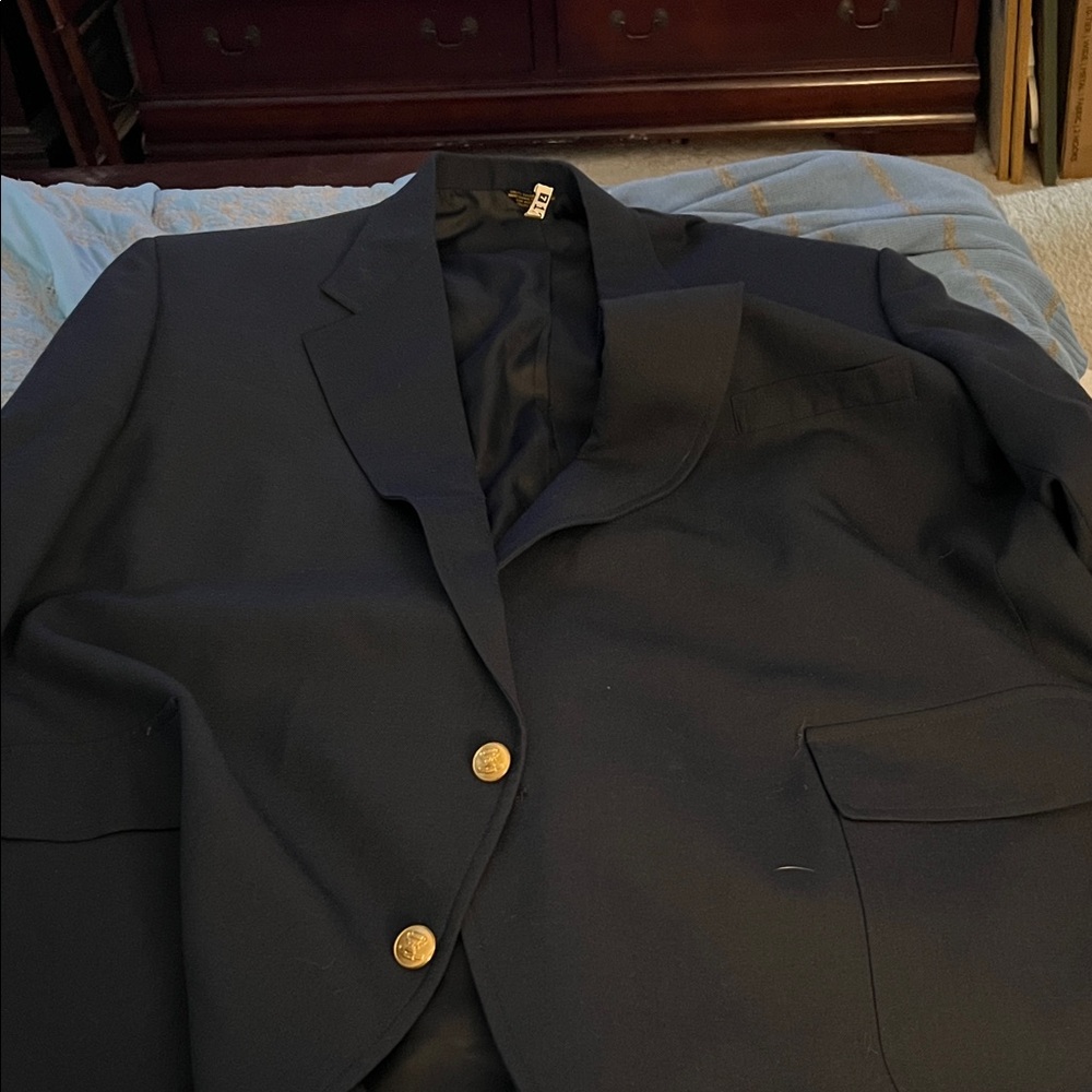 Hunter Haig Dark Navy Jacket Label with two Gold Buttons.